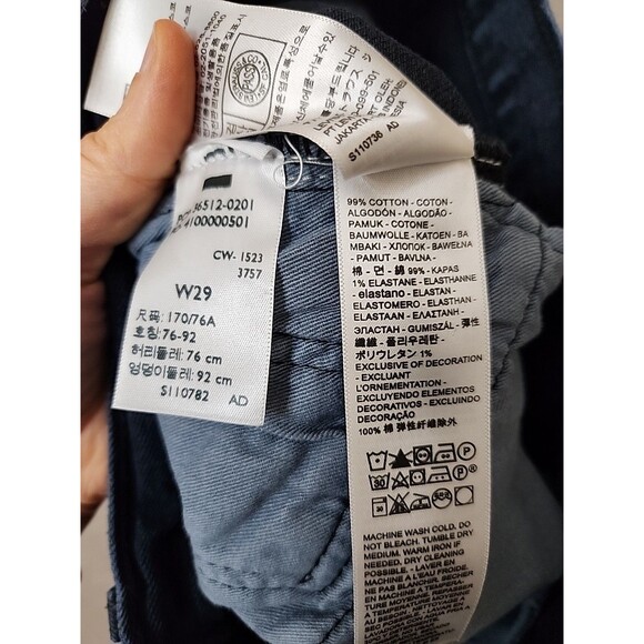 Levis 501 Original Fit Cut-Off Denim Shorts Mens 29 Blue Raw Hem Button Fly NEW - Picture 8 of 9